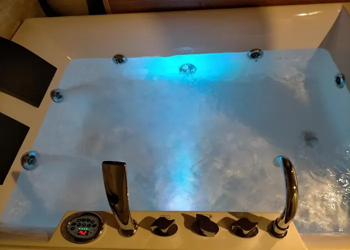 La Maison Du Relaxment Couette-café 4*